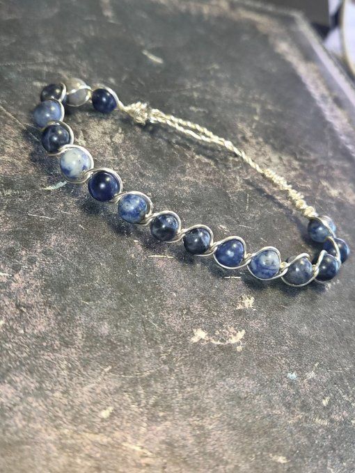 Bracelet En Sodalite – Humilité, Courage Et Communication