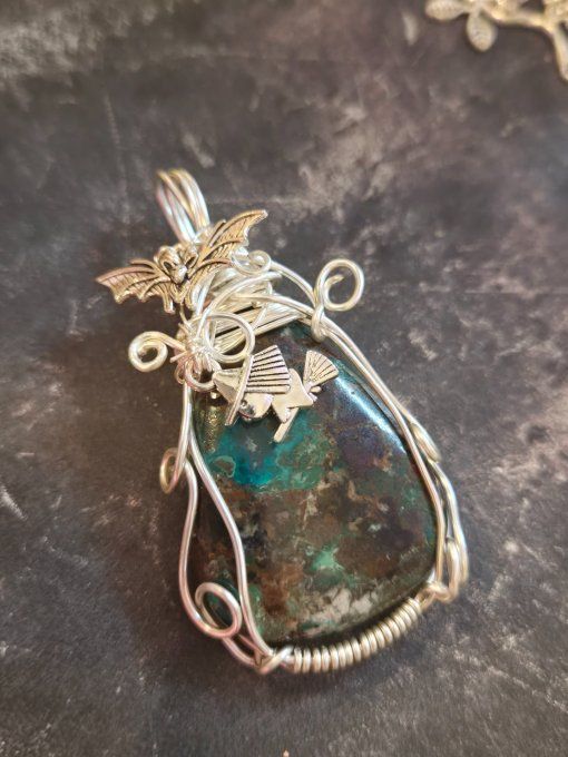 Reserver Pendentif Chapeau de sorcière -Shattuckite ✨Vérité Sacrée