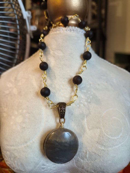 Choisis ton collier 