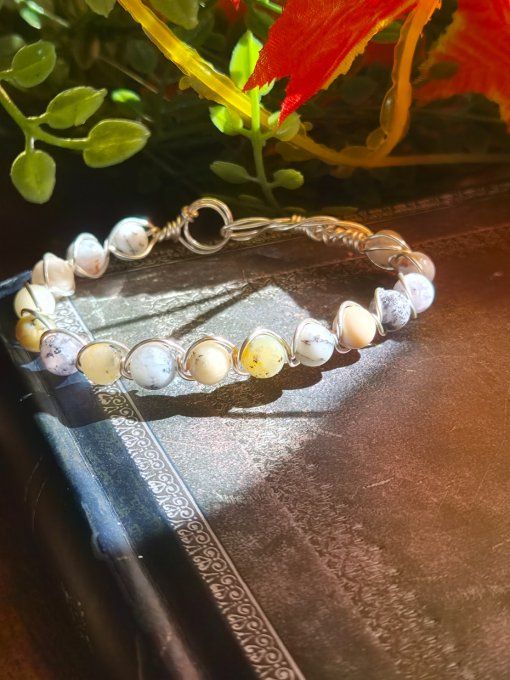  Bracelet Opale dendritique /merlinite- Magie et d’Harmonie 