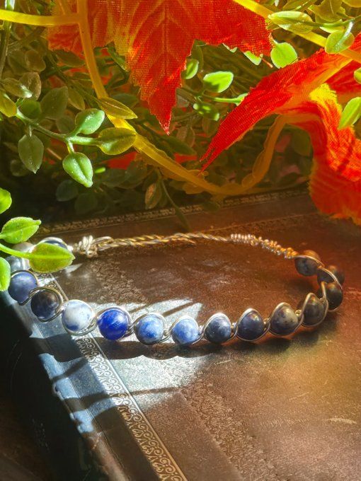 Bracelet En Sodalite – Humilité, Courage Et Communication  
