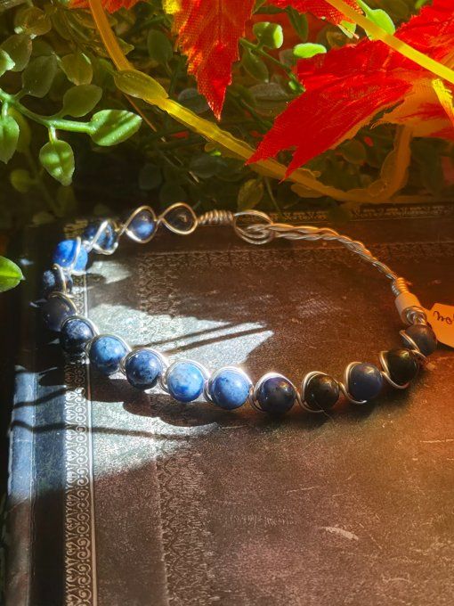 Bracelet dumortiérite -calme, intuition &maîtrise de soi.