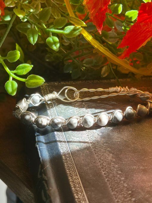 Bracelet Howlite – Calme, Relaxation Et Clarté Mentale     
