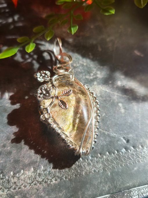 Pendentif Camé Lodolite – Harmonie, Soin & Voyage Intérieur 