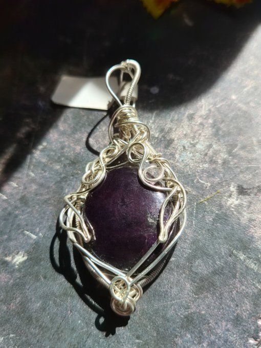 Pendentif Purpurite – Liberté Intérieure .