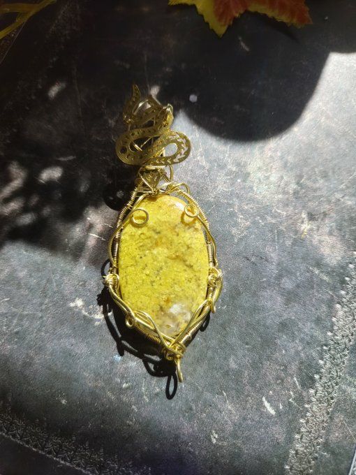 Amulette Argent – Opale Verte- Prospérité et jeunesse