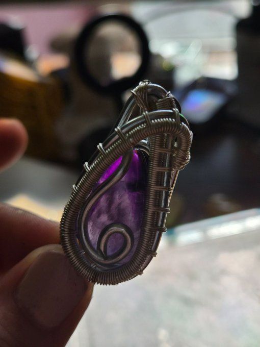 Broche améthyste etoilé - serenité & créativité. 