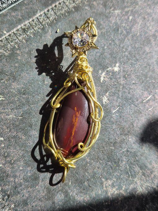 Pendentif en jaspe rouge  -Force & Courage