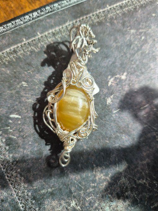 Pendentif Opale Jaune – Pierre De Révélation Et D’Équilibre  