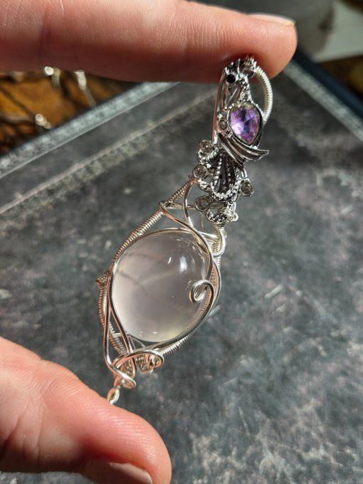 Pendentif Quartz Rose Rutile – Amour, Douceur & Énergie Amplifiée   