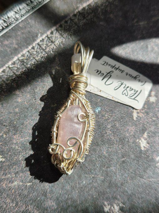 Mini Pendentif Kunzite -Apaisement & Amour de Soi