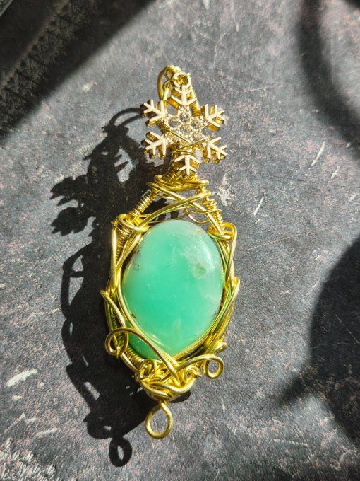 Amulette En Chrysoprase – Pierre De Soin, De Confiance Et De Compassion   