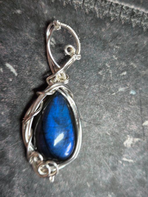 Pendentif argent Labradorite Bleue – Bijou De Protection Et D’Intuition -petite