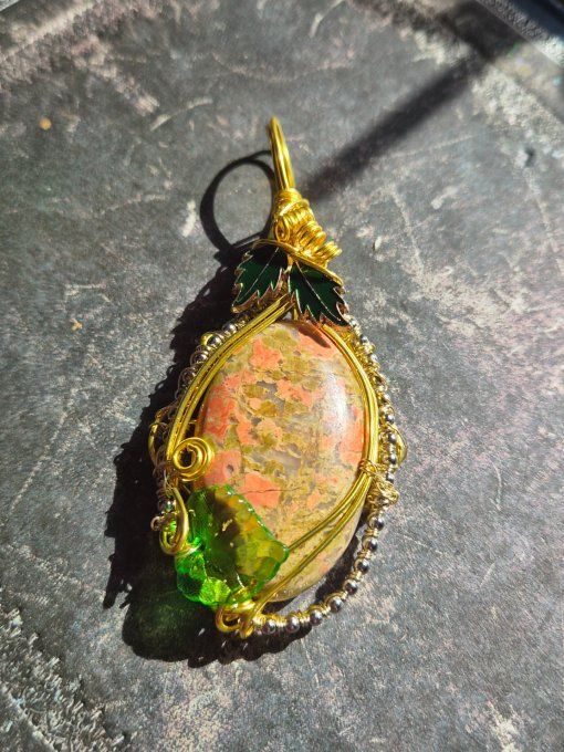 Pendentif En Unakite – Énergie, Harmonie & Sérénité  