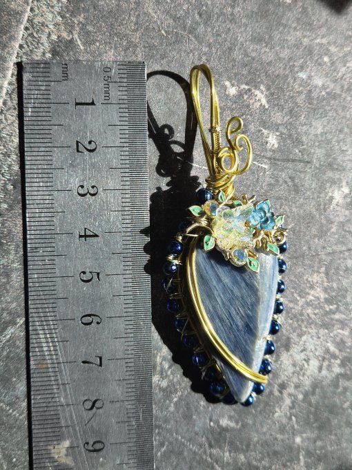 Pendentif camé Cyanite -purification et paix