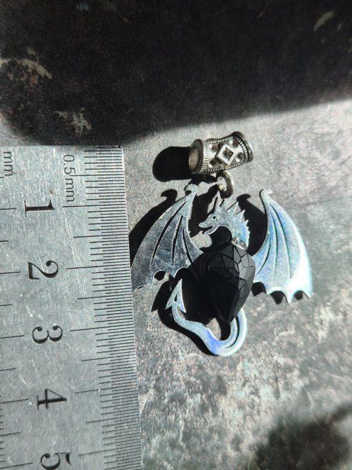Collier dragon & spinelle noire : purification & ancrage -bouclier