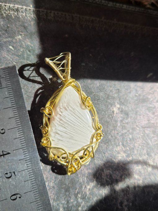 Pendentif Amulette Argent Scolécite – Amour Inconditionnel & Harmonie