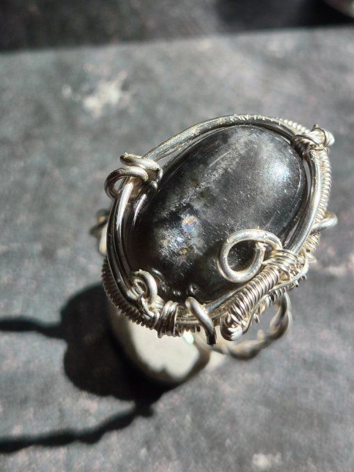 Bague chevalière Pierre de lune Noire- Hecatolite 20*15mm