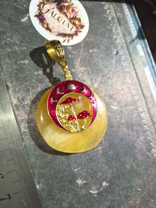 Pendentif Calcite jaune -Pierre de joie solaire champignon