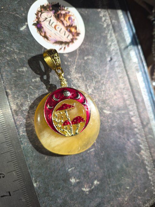 Pendentif Calcite jaune -Pierre de joie solaire champignon
