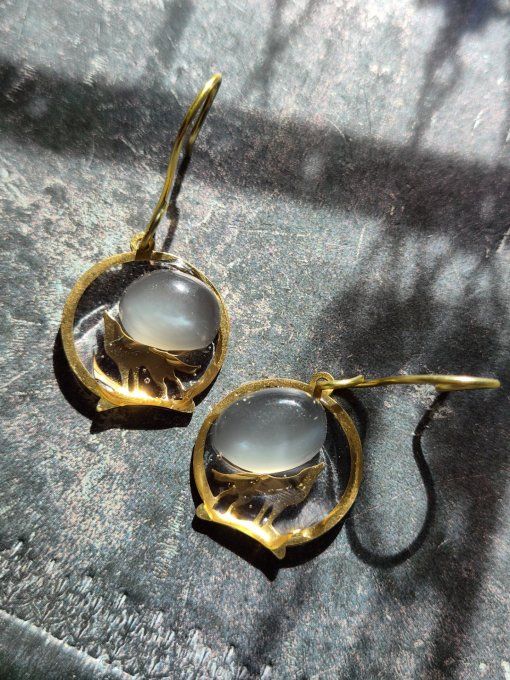 Boucles Pierre de lune Hecatolite - loup