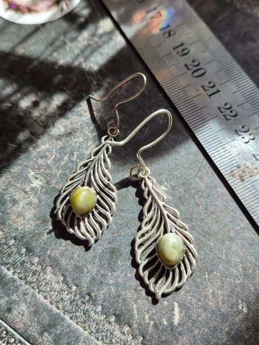 Boucle d'oreille chrysoberyl Oeil de chat : Chance et joie