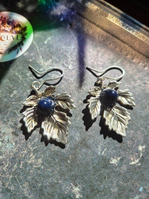 Boucle d'oreille Sodalite : peur primaire & anxieté. 