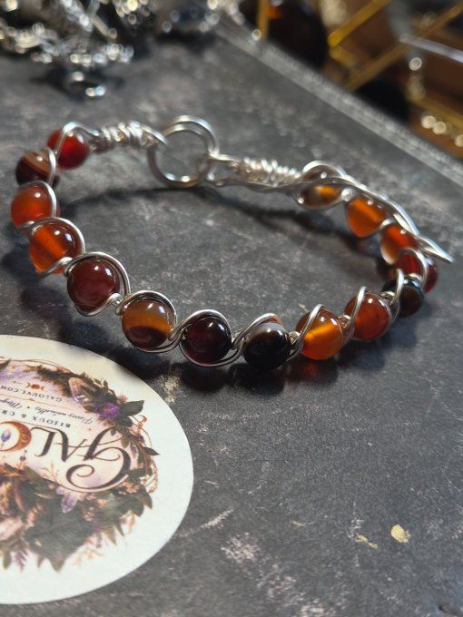 Bracelet Sardonyx – Stabilité, Protection & Force Intérieure