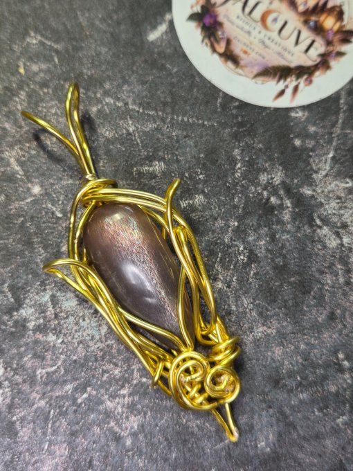 Pendentif Pierre de soleil  -force et confiance  