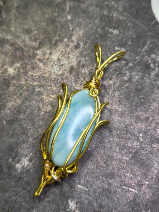 Nélarion – Pendentif Larimar Doré | Galouve