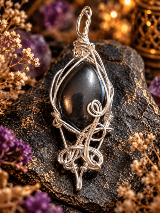 Pendentif Hématite : energie & force Vitale