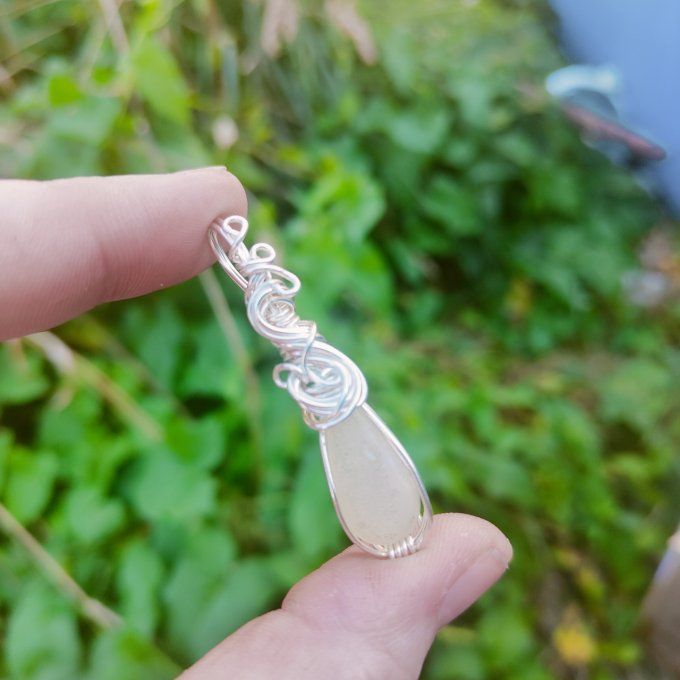 Agate Blanche – Pierre de Douceur et de Sérénité
