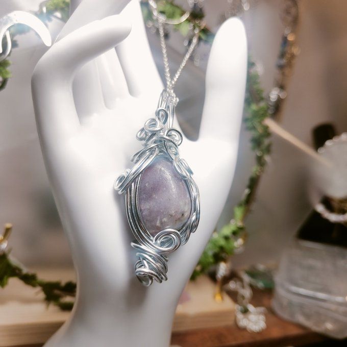 Lepidolite 