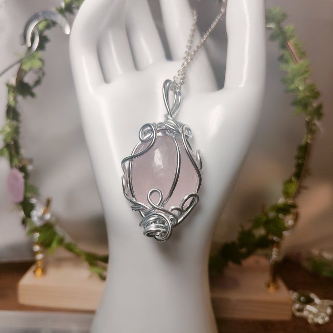 Pierre poison quartz rose 