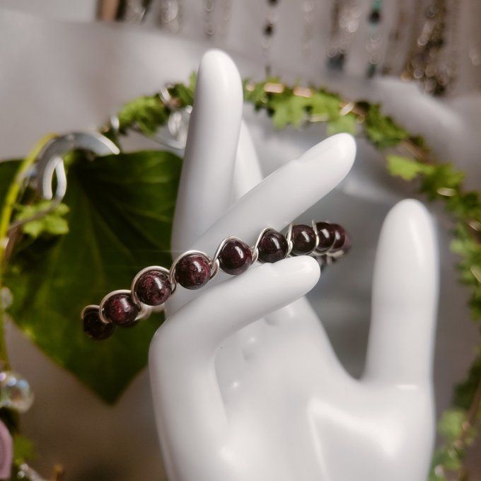 Grenat - 6 mm Bracelet ✨pierre du feminin sacré