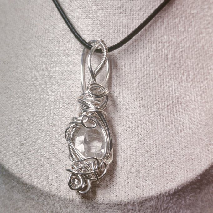 Cristal de roche -✨Énergie, Clarté et Harmonie