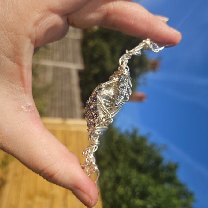 Collier Charms cristal de roche , pierre du Tout