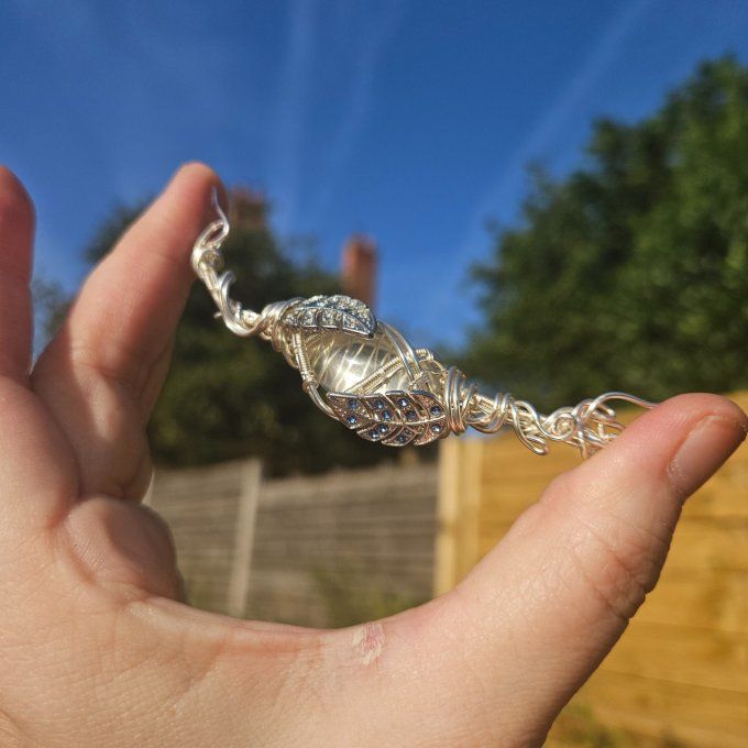 Collier Charms cristal de roche , pierre du Tout