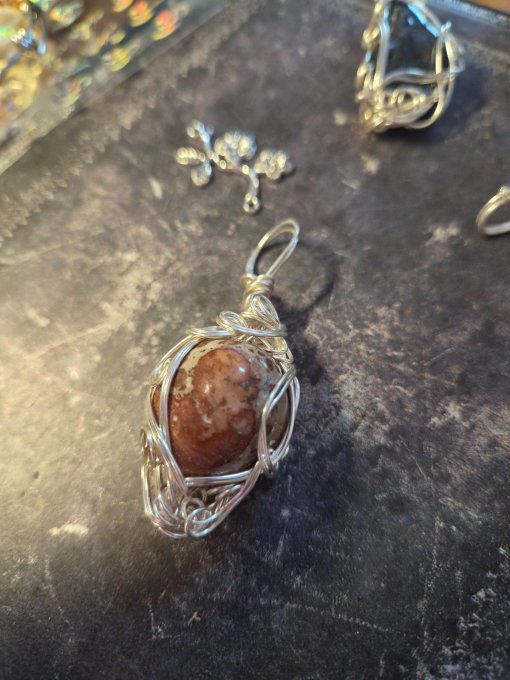 Pendentif Jaspe léopard - orbiculaire -pomme poison  