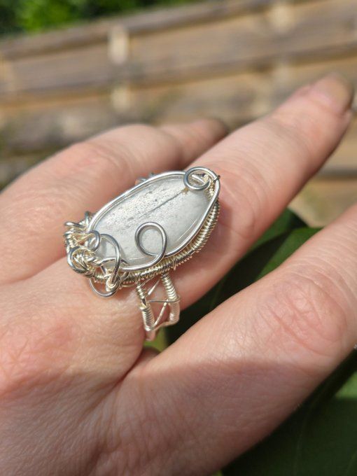 Bague Pierre de lune blanche ,hecatolite - feminin & medium - Copie