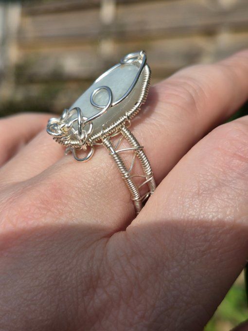 Bague Pierre de lune blanche ,hecatolite - feminin & medium - Copie