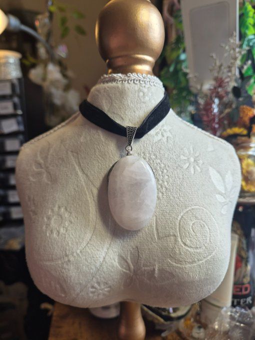 Pendentif Manganocalcite