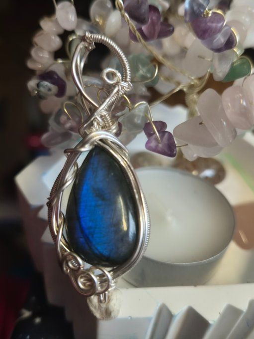 Pendentif argent Labradorite Bleue – Bijou De Protection Et D’Intuition -petite