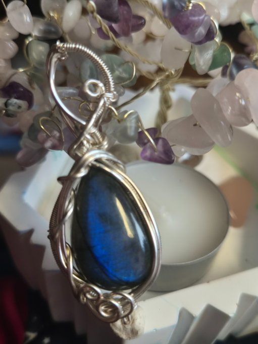 Pendentif argent Labradorite Bleue – Bijou De Protection Et D’Intuition -petite