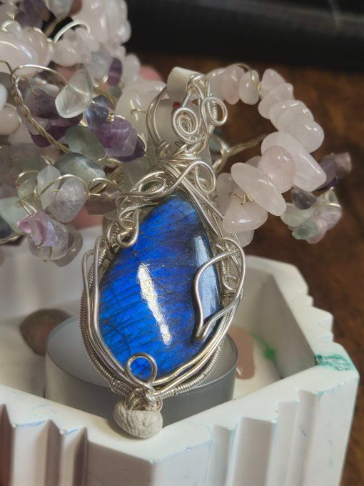 Pendentif argent Labradorite Bleue – Bijou De Protection Et D’Intuition -Grande