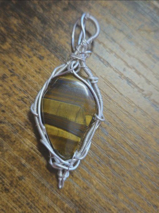Amulette Oeil de fer ✨Pierre de force et de confiance ✨  - Copie