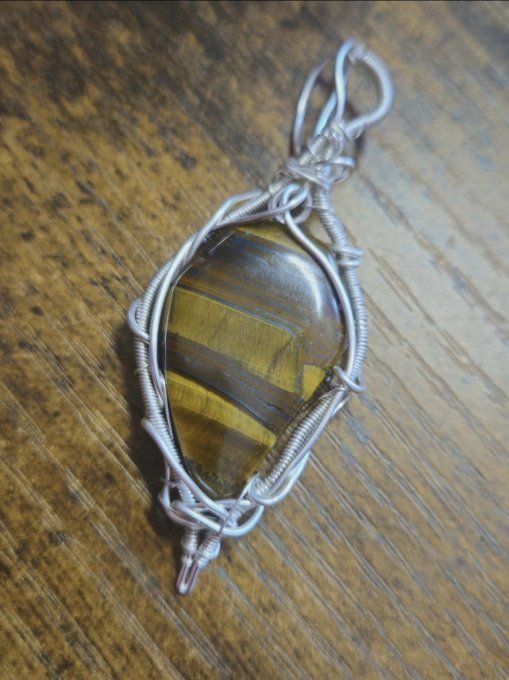 Amulette Oeil de fer ✨Pierre de force et de confiance ✨  - Copie