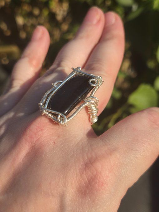 Bague chevalière hypersthène 