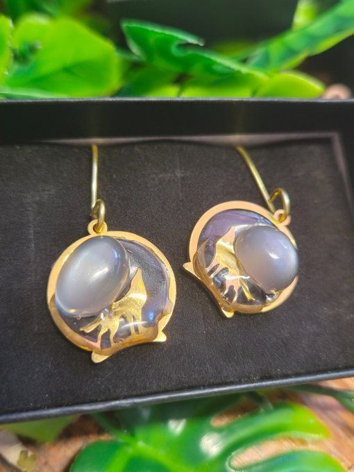 Boucles Pierre de lune Hecatolite - loup