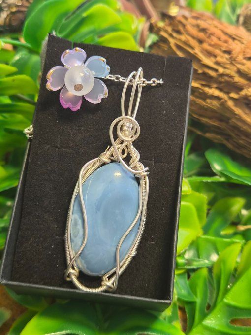 Pendentif  Opale Bleue Commune ✨Or-Communication & Libération Spirituelle✨